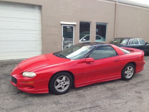 1998 chevy camaro rs low miles clean carfax t-tops leather garage kept pristine!