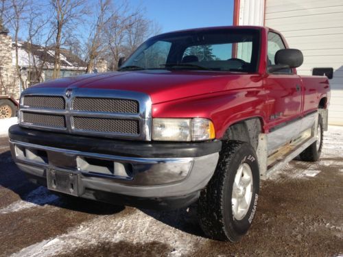 ** only 103k miles!! **  one owner, 4x4, 5.9l v8, long bed, towing package