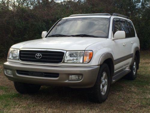 2000 toyota land cruiser - 101k, leather, bluetooth, towing package. pristine!!!