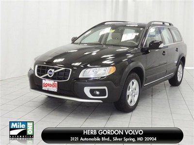 3.2l volvo certified xc70 awd premium and climate pkg one owner clear carfax