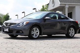 Dark slate gray auto only 27k miles one owner premium pkg leather rear camera