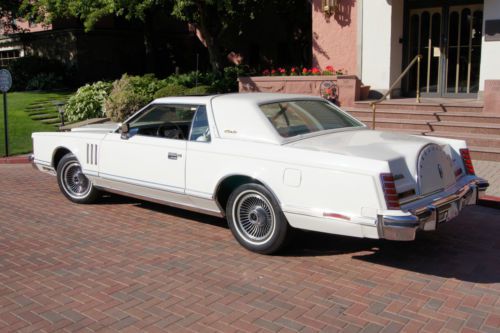 1979 lincoln mark v collector&#039;s series -- 26k miles. gorgeous car with presence!
