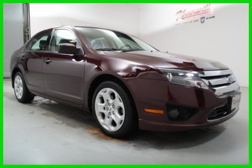1-owner/clean carfax! 69k mi used 2011 burgandy ford fusion se 4 door cd player