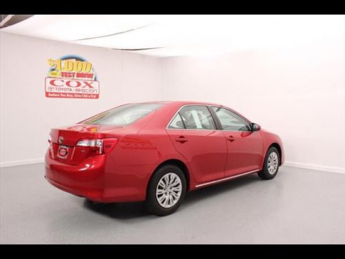 2013 toyota camry le
