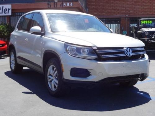 2013 volkswagen tiguan s 2.0 tsi damaged repairable fixer rebuilder runs! l@@k!