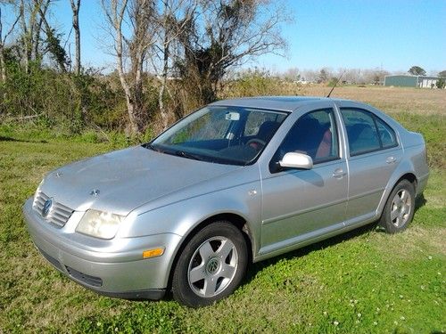 2001 volkswagen jetta gls tdi  ! fixer upper or parts car! no rust! clean title!