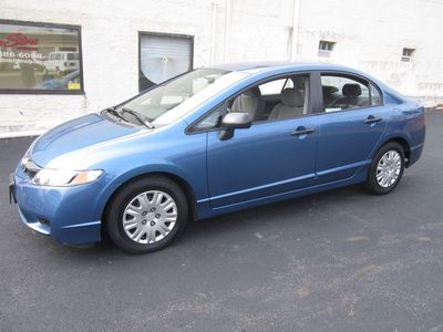 2010 honda civic dx vp only 27,000 miles! clean carfax est 36 mpg hwy