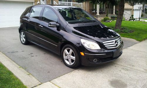 Mercedes b-class  b200  -- 31 mpg --  very rare in the us --