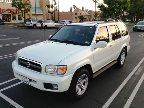 2003 nissan pathfinder le 4x4 leather loaded * no reserve * great condition *