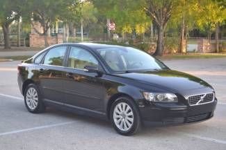 2005 volvo s40 black 2.4l engine 5-speed manual, very fast, alloy  no reserve