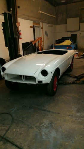 Mgb rolling rotisserie stripped and painted