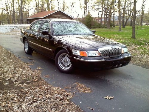 1999 mercury grand marquis gs sedan 4-door 4.6l - sport  - black - low miles