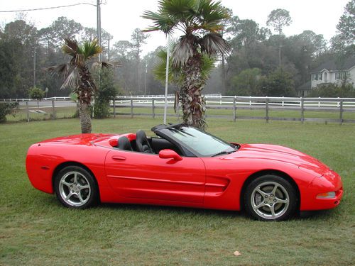 2001 chevrolet corvette convertible /65,000 miles / worldwide