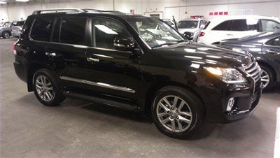 2013 lexus lx 570 with only 4,973 miles fully loaded, dvd rear seat entertainmen