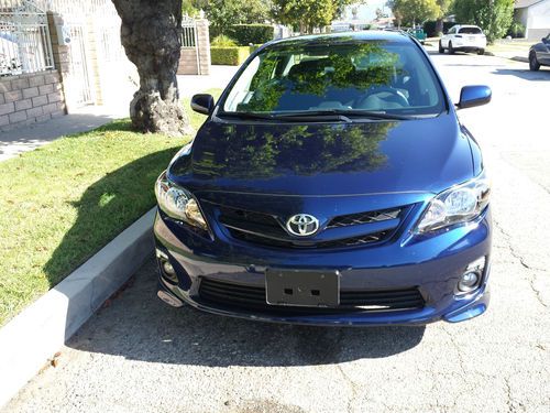 2012 toyota corolla s sedan 4-door 1.8l