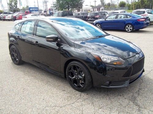 Sell New Brand New 2013 Ford Focus St Hatchback Custom Paint And
