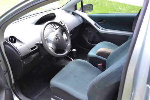 Sell used 2007 Toyota YARIS Silver 2 Door Hatchback Window ... Sell used 2007 Toyota YARIS Silver 2 Door Hatchback Window ...
