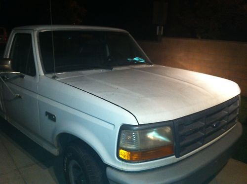 1996  ford f-150 pickup truck long bed auto a/c runs great