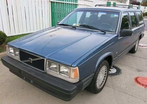 1989 volvo 740 wagon gle rare 5 speed lo mileage well maintained drives perfect