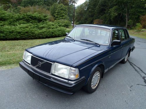 1990 volvo 240 dl  no reserve no rust-110k