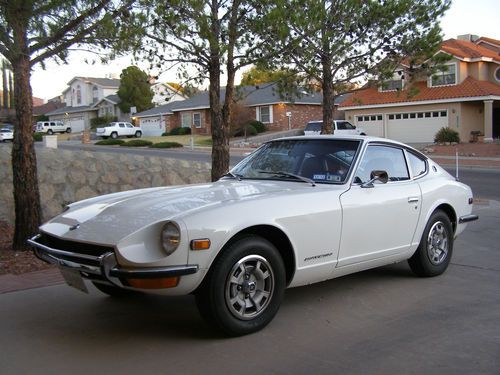Sell Used 1972 Datsun 240z White With Red Interior In El