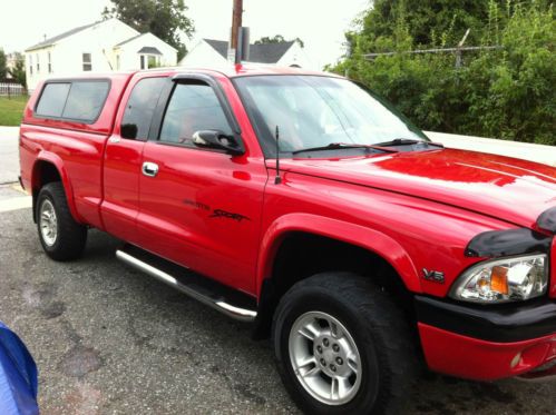 2000 dodge dakota sport extended cab pickup 2-door 3.9l