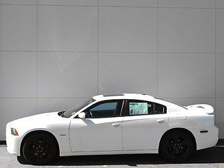 2011 dodge charger r/t max - sunroof leather navi hemi - $399 p/mo, $700 down!