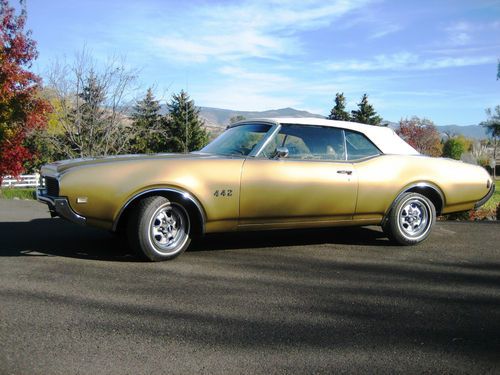 1969 olds 442 convertible,