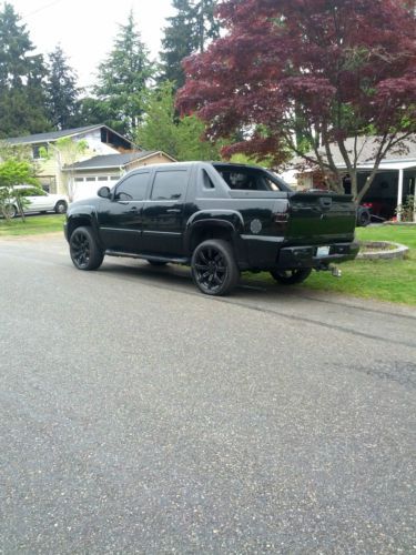 Sell Used 2008 Chevy Avalanche Z71 All Black Rare Interior