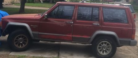 4 door jeep cherokee laredo with ac, heater and automatic transmission