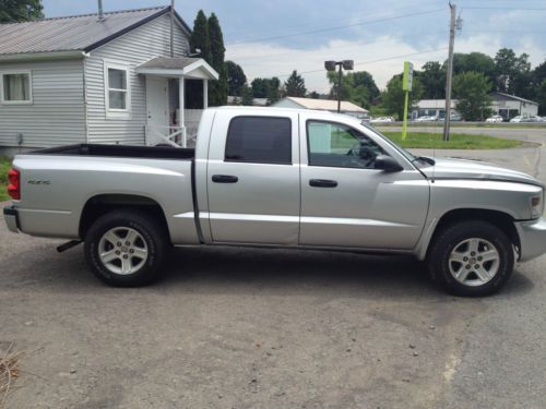 2010 dodge dakota quad cab 4x4 big horn edition runs drives 46k mi salvage cheap