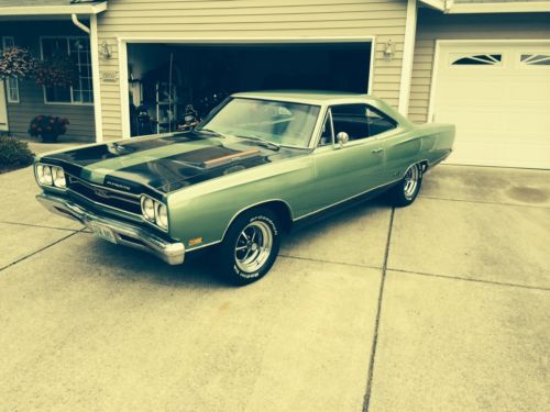 Two owner low mileage 1969 plymouth gtx  all matching numbers