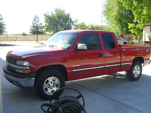 2002 chevy silverado 1500 lt z71 4x4, only 58k miles! leather, one owner, mint!!