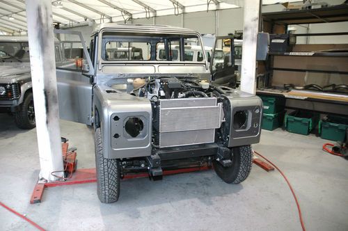 1986 lhd defender 130 2.5 td crew cab pick-up- 7 seats - fully restored in usa