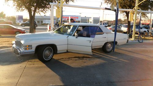 1974 cadillac sedan deville, white 4 door, 472 cu in (7.7l) ohv v8
