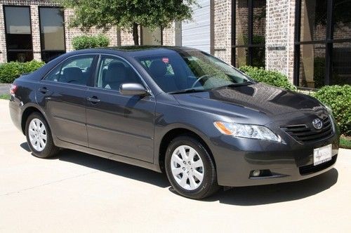 Magnetic gray/ash leather,jbl,pwr moonroof,keyless,rear spoiler,1-owner &amp; nice!!