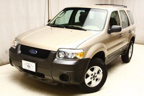 2007 ford escape xls fwd cdplayer cruisecontrol ac roofrack we finance!!