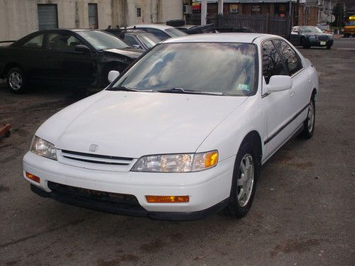 1994 honda accord lx sedan  manual  4 cylinder gas saver no reserve