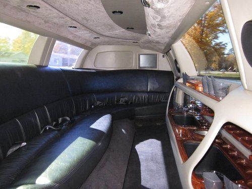 2003 lincoln town car limo by krystal koach 120" 5th door new body style
