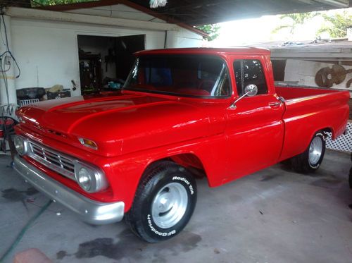 1962 chevrolet c10 pick up truck glossy red collector's item!