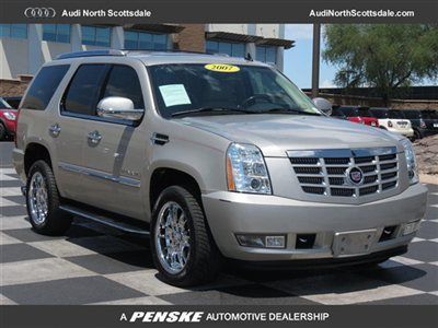 Escalade- all wheel drive- leather-31000 miles
