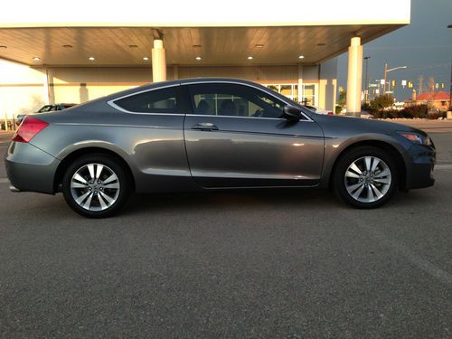 Honda accord coupe 2011 - excellent condition
