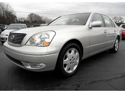 Nav navigation leather sunroof silver heated air conditioned seats xm radio nice
