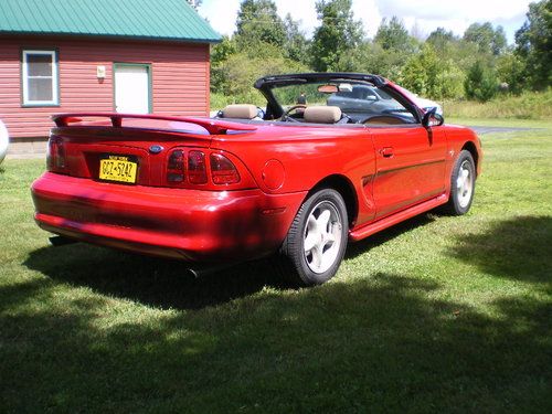 1998 ford mustang convertable