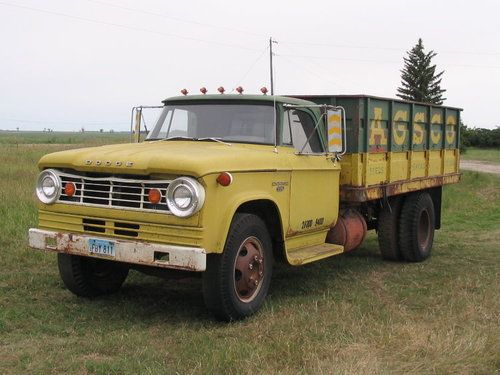 1967 dodge d-500 2-ton agsco delivery truck 14 ft. steel dump box