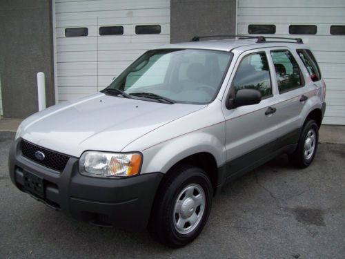 &#039;04 escape 4x4 v-6. low miles. well-equipped. excellent! (private sale)