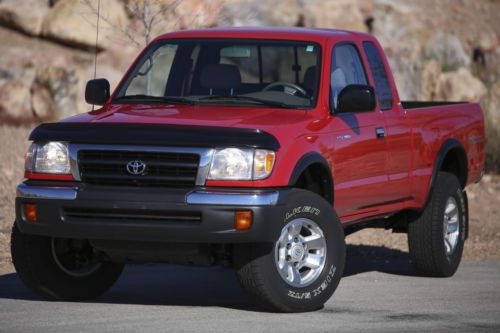 Mint condition 2000 toyota tacoma extra cab trd prerunner extreme low miles 47k