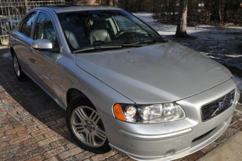 2007 volvo s60 2.5 turbo.no reserve.leather/heated/moon/fogs/salvage/rebuilt.