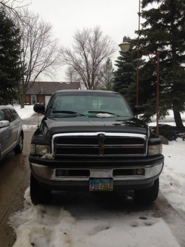 1999 dodge ram 1500 off road low miles