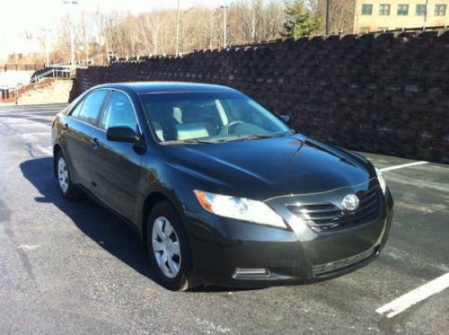 2009 toyota camry le great condition